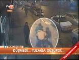 Düşmedi, tuzağa düşürdü