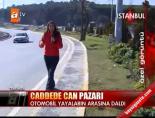 Otomobil yayaların arasına daldı