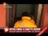 Hamile kadın karda mahsur kaldı