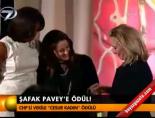 michelle obama - Şafak Pavey'e ödül Videosu