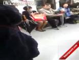 tren yolculugu - Trende 'sigaramı söndürmem' kavgası Videosu