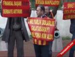Galatasaray Kulübüne Taraftar Protestosu