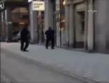 stockholm - Silahlı Çatışma Amatör Kamerada Videosu