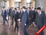 brunei sultani - Brunei Sultanı Bolkiah Anıtkabir'e Geldi Videosu
