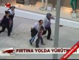 siddetli firtina - Fırtına Yolda Yürütmedi Videosu