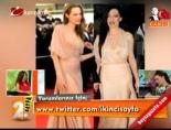 angelina jolie - Angelina Jolie'ye Benzeyen Dudaklarından Hep Utanmış Videosu
