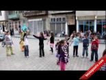 ulusal egemenlik - 23 Nisan'da Çocukların Palyaço Eğlencesi Videosu