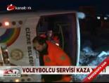 ogrenci servisi - Voleybolcu servisi kaza yaptı Videosu