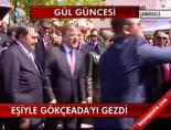 Eşiyle Gökçeada'yı Gezdi