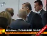 Başbakan çocukluğuna döndü!