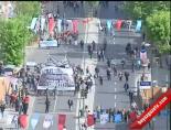 1 mayis - DİSK Önünde Toplanan Grup Yürüyüşe Hazırlanıyor (İşçi Bayramı) Videosu