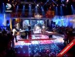 canli performans - Bülent Ersoy: Bir Ben Bir Allah Biliyor Beyaz Show Canlı Performans Haberi Videosu