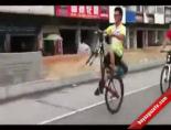 Bisikletin Tekerine Dikkat!