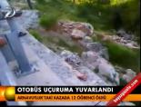 arnavutluk - Otobüs uçuruma yuvarlandı Videosu