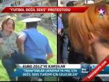 femen kizlar - Bu kez Euro 2012'ye karşılar Videosu