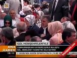 Gül hemşehrileriyle