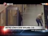 Metro Görevlisini Raylara Attı online video izle