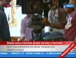 bollywood - Önce Hollwood Şimdi de Bollywood Videosu