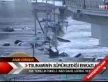 japonya - Tsunaminin sürüklediği enkazlar Videosu