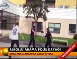 ukrayna - Alkollü adama polis dayağı Videosu