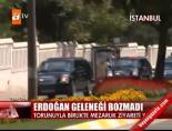 karacaahmet mezarligi - Erdoğan geleneği bozmadı Videosu
