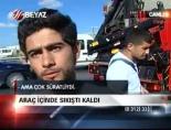 Araç içinde sıkıştı kaldı