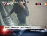 Dergi Arasında Uyuşturucu