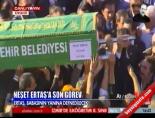 neset ertas - Türkiye Ozanını Uğurluyor (Neşet Ertaş Cenazesi) Videosu