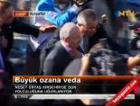 neset ertas - Neşet Ertaş'ın Cenazesi (Kılıçdaroğlu Camiide) Videosu
