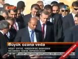 neset ertas - Başbakan Erdoğan Cenaze Namazı İçin Avluya Geldi Videosu
