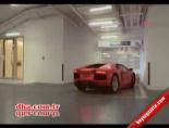ferrari - Ferrari’nizi salonunuza park edin! Videosu
