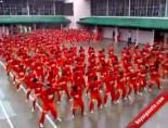 gangnam style - Bin Mahkum, Aynı Anda Gangnam Style Dansı Yaptı Videosu