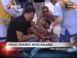 Polisi Görünce Heyecanlandı