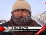 Doğu donuyor