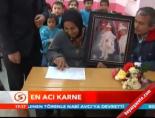 son - Emre Gür'ün Karnesini Annesi Gözyaşlarıyla Aldı Videosu