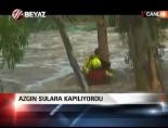 avustralya - Azgın sulara kapılıyordu  Videosu