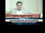 divan kurulu - Ahmet Çakar küfürlü atkıyı makasla kesti! Videosu