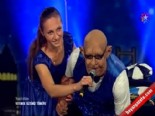 hulya avsar - Yetenek Sizsiniz Türkiye - Eddie Daamsın Akrobasi Gösterisi  Videosu