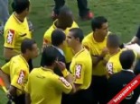 2014 dunya kupasi - Paranaense-Vasco De Gama Maçında Kan Döküldü Videosu