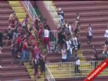 2014 dunya kupasi - Brezilya Lig'inde Kan Donduran Görüntüler (A.Paranaense-Vasco de Gama)  Videosu