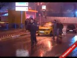 taksi soforleri - Durağı Bastılar Kaçarken Taksiciyi Ezdiler Videosu