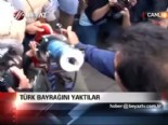 kibris rum kesimi - Türk bayrağını yaktılar  Videosu
