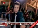 Justin Bieber konserde bayıldı  online video izle