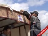kacakcilik - Aksaray'da Kamyonetin Tavanında Kaçak Sigara Çıktı Videosu
