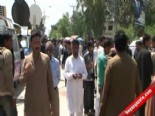 benazir butto - Pakistan'ın Eski Devlet Başkanı Pervez Müşerref Kayıplara Karıştı  Videosu