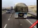 yuk kamyonu - İran'da Yük Dolu Kamyon Böyle Devrildi Videosu