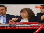 fatma sahin - Kamer Genç'in sorusu Bakan Fatma Şahin'i öfkelendirdi  Videosu