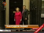 margaret thatcher - Margaret Thatcher'ın evinin önü ziyaretçi akınına uğruyor Videosu