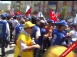 turkucu - 1 Mayıs Kutlamalarında İşçiler Kavga Etti Videosu