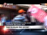 taksim meydani - ''Taşı olanlar öne gelsin!'' Videosu
